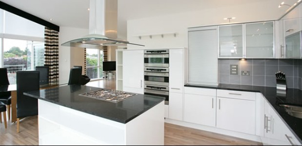 penthouse-apt-kitchen